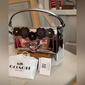 Coach Tabby 20 in Mirror Silver with Five Black Tea Roses NWT